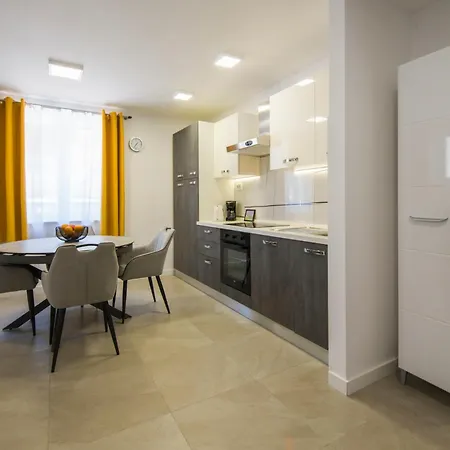 A-More Apartment Split Buitenkant foto
